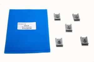 AYH100790