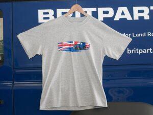 t-shirt_flag_hanger_700x525